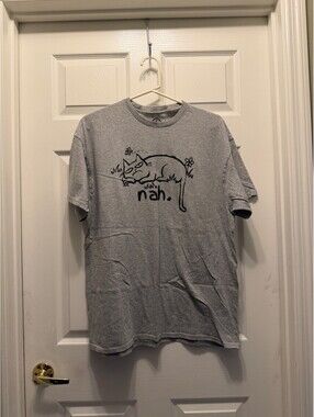Dom Gray Nah Sleeping Cat Graphic T Shirt XL